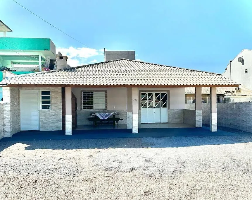 Casa Completa A 200M Do Mar Na Praia Da Pinheira. Palhoça